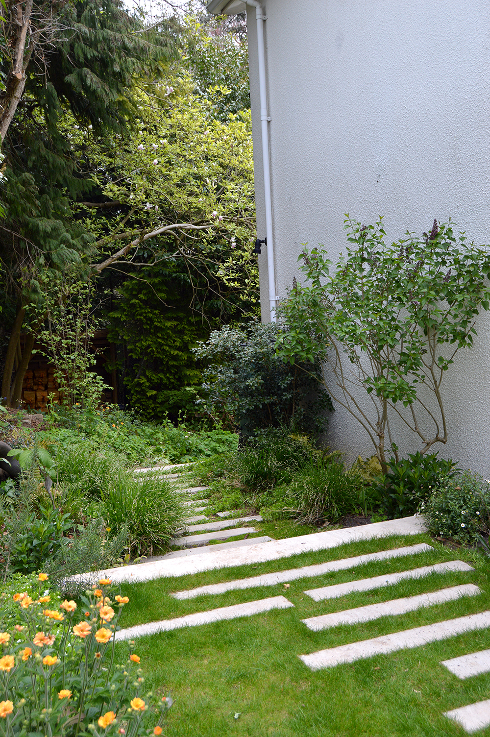 bristol hillside garden stepping stone path