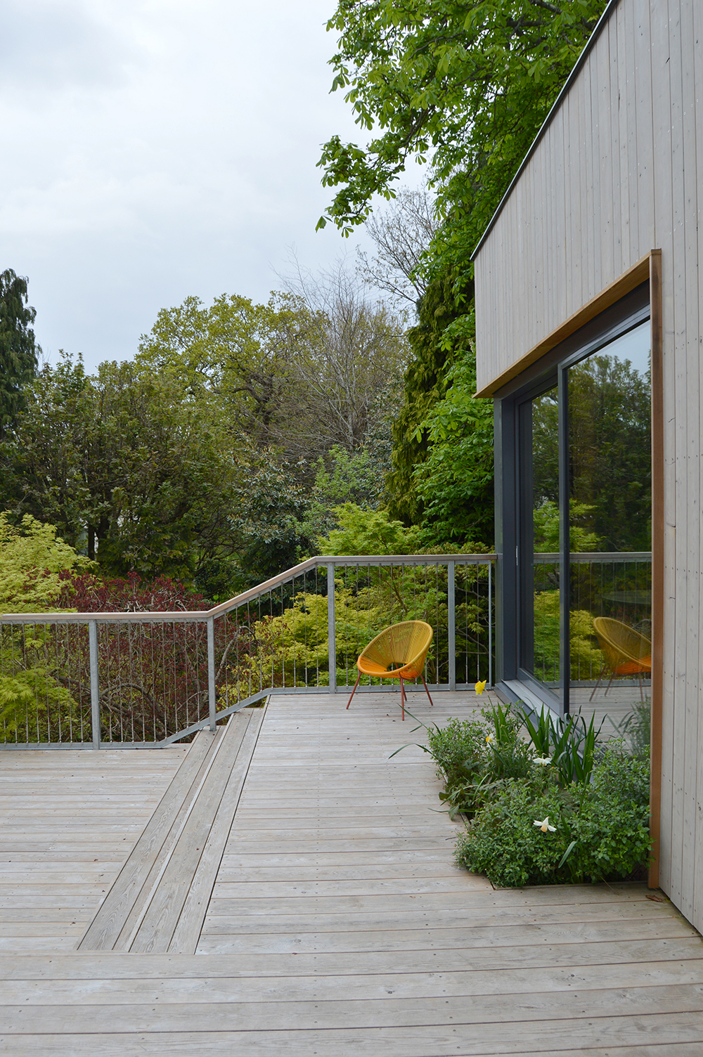 bristol hillside garden design cantilevered deck 