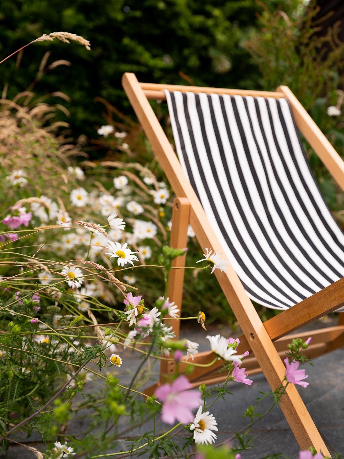 family garden relaxing seating