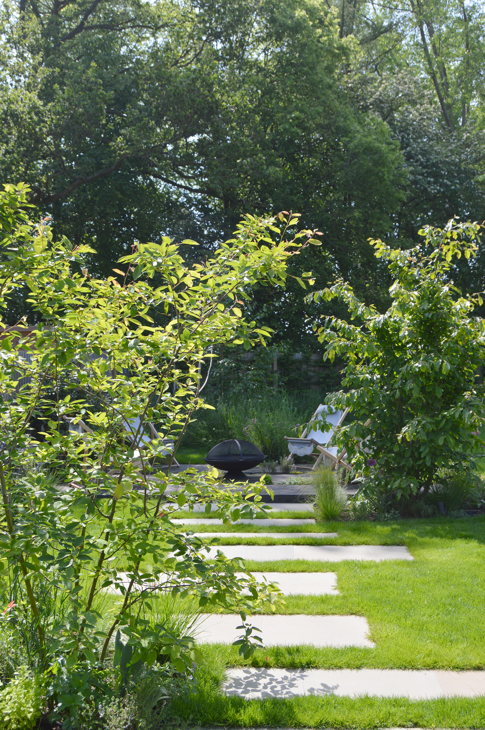 stepping stones to fire pit terrace