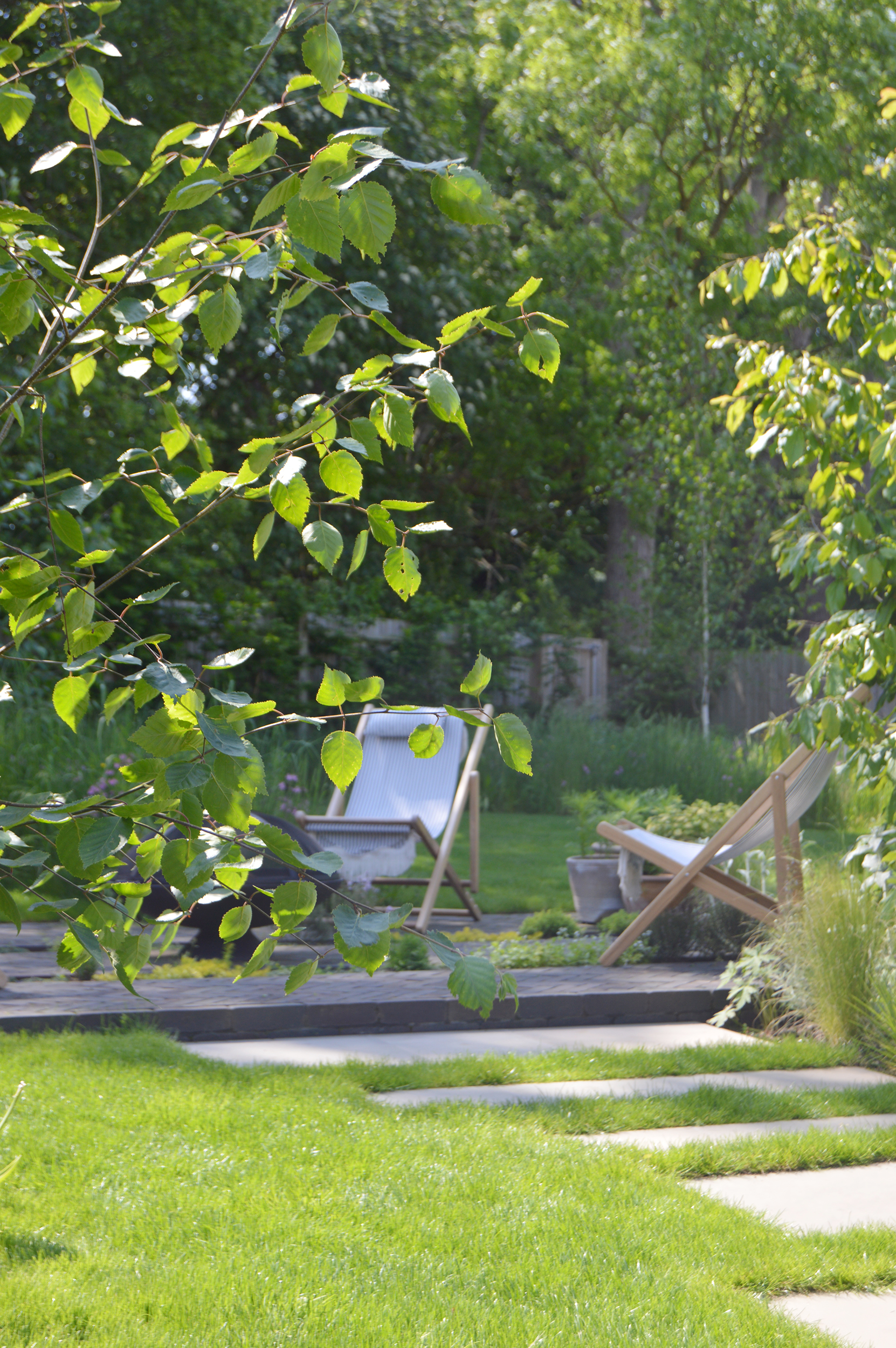 relaxing family garden